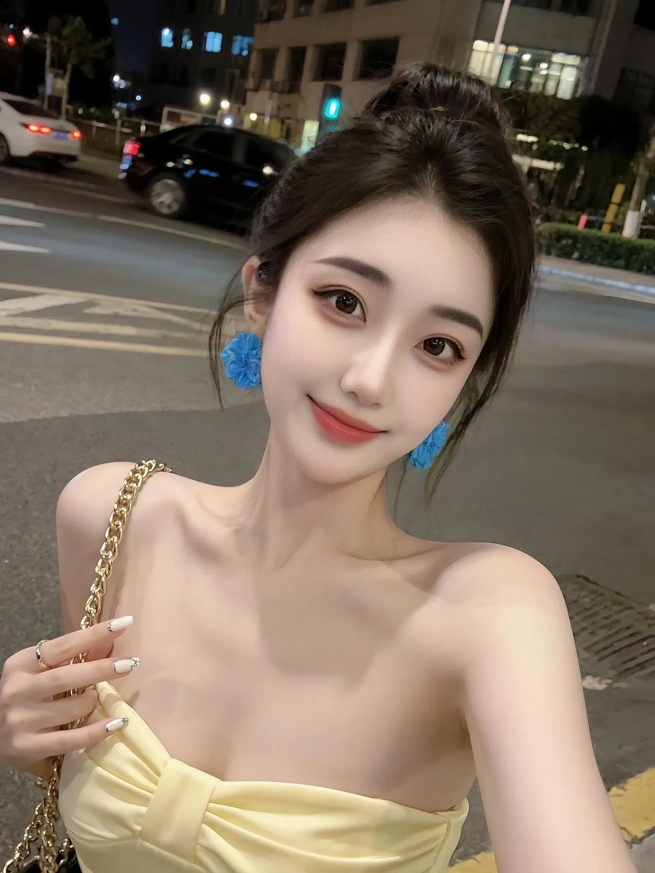 王柯 甜美精致床上上小妖精