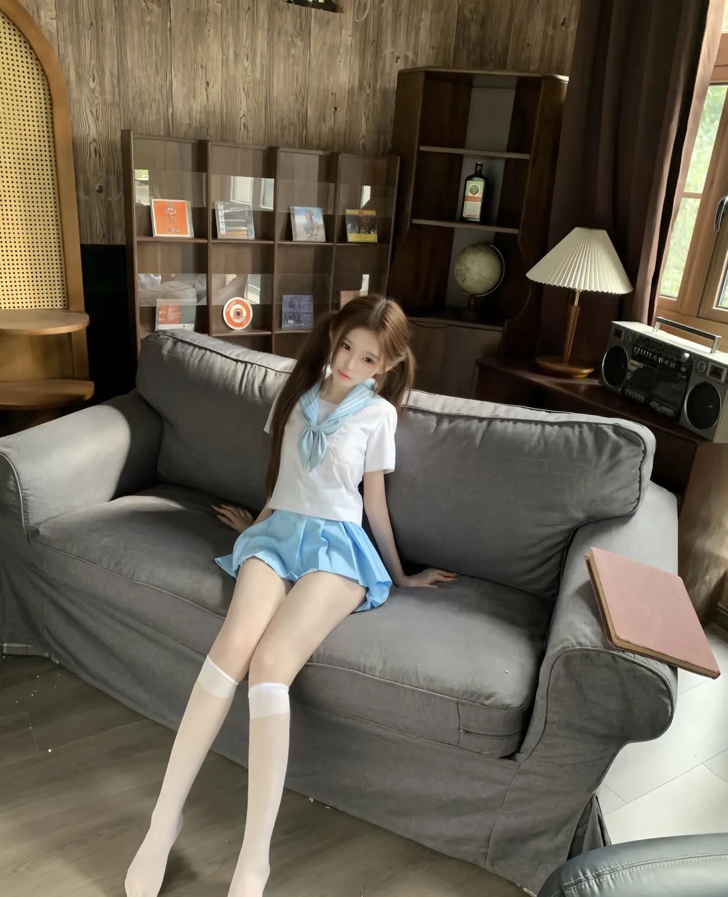 白虎萝莉 千千 极品反差 Gallery 5