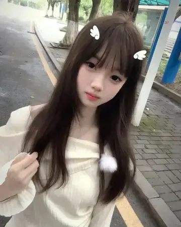 闵行小雨高敏感肌肤兼职下海破处妹妹出来兼职每日3个手慢拍大腿