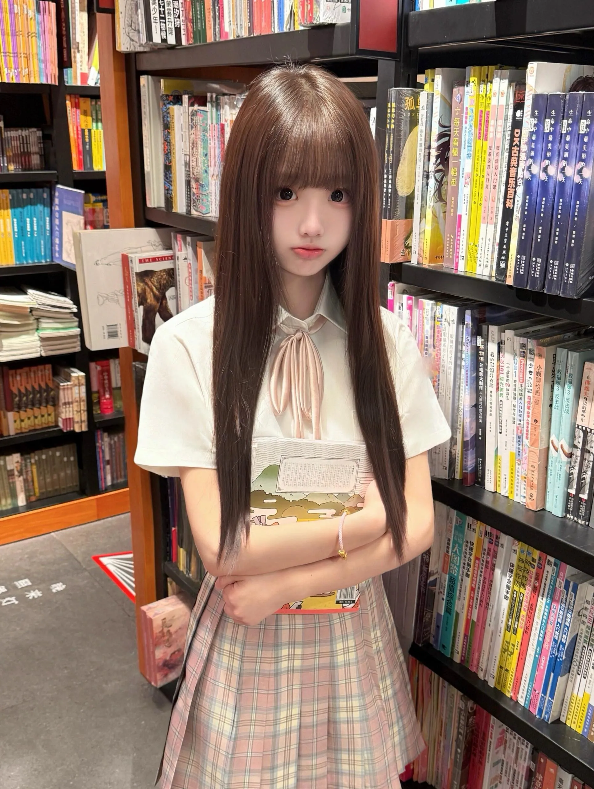 小蓝，高中毕业刚出校门三点粉嫩超级嫩刚开苞 Gallery 4