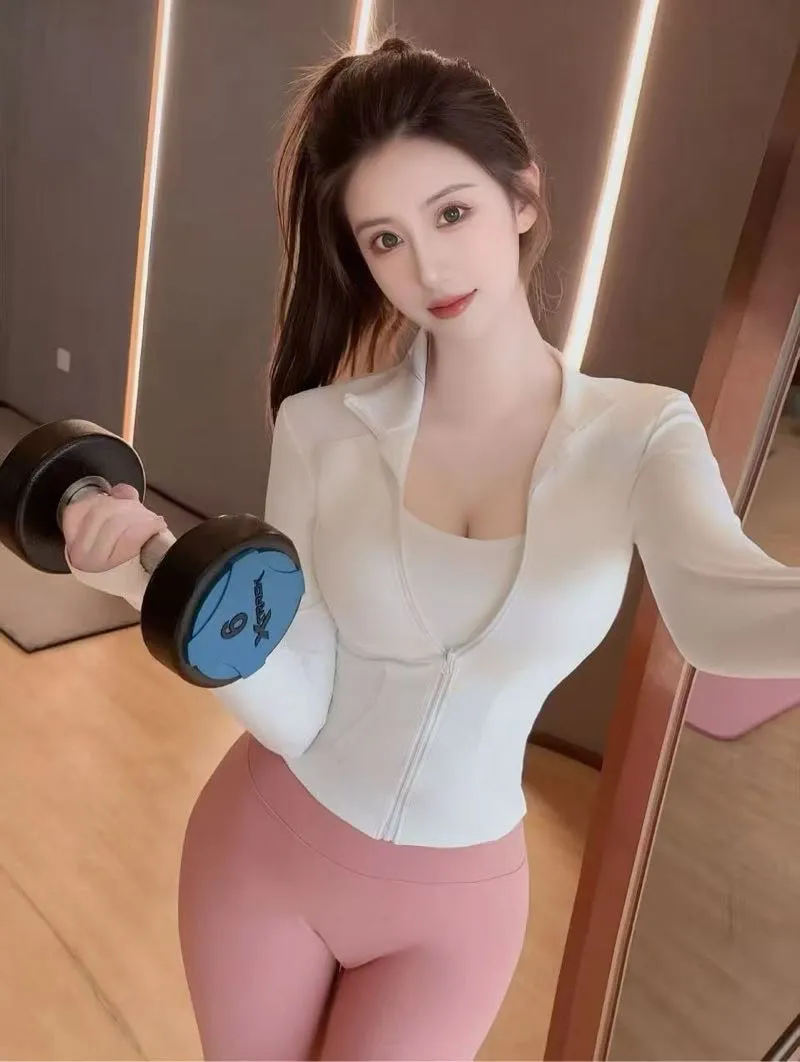 倪妮 网红小主播 外冷内骚bb超紧 Gallery 2