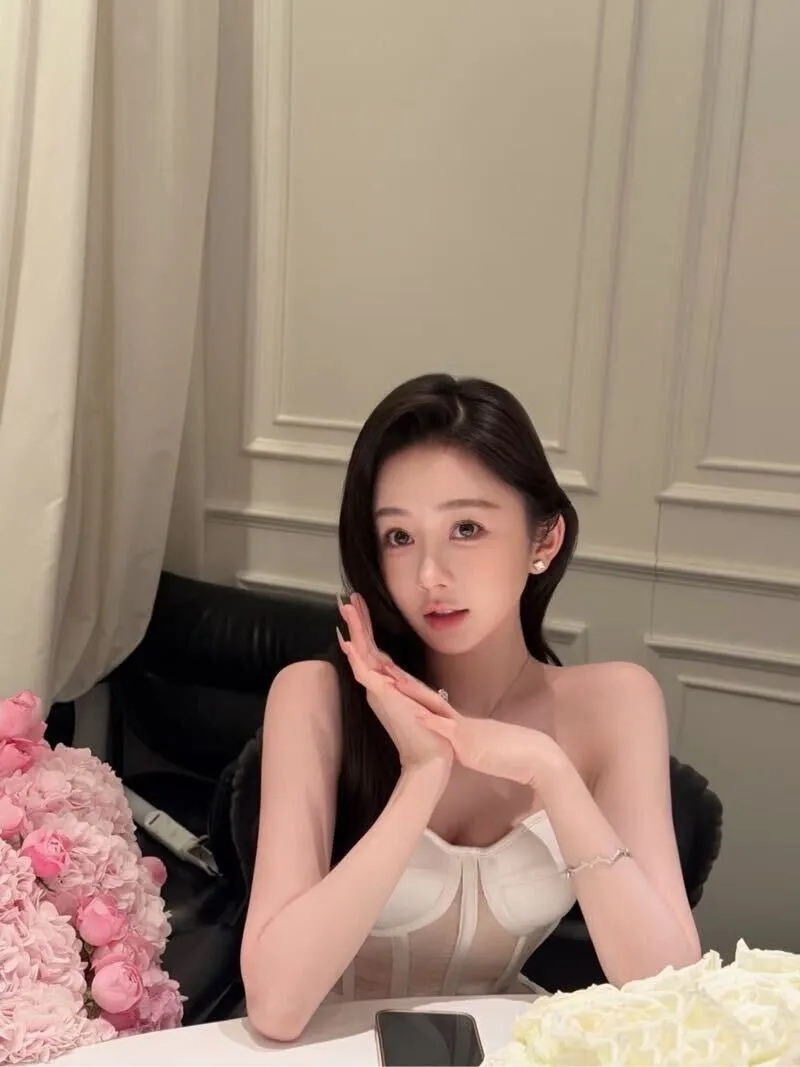 水蛇腰前凸后翘 吖吖 Gallery 3