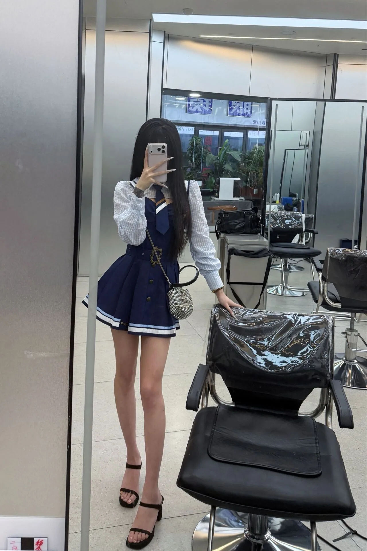 08极品新人白虎伶伶,初次下水 Gallery 6