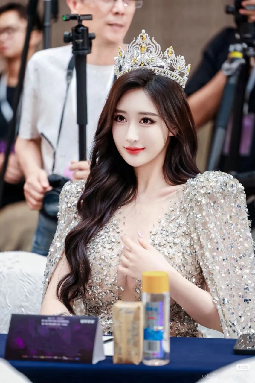 189新人御用车模旅游选美冠军首开 Gallery 4