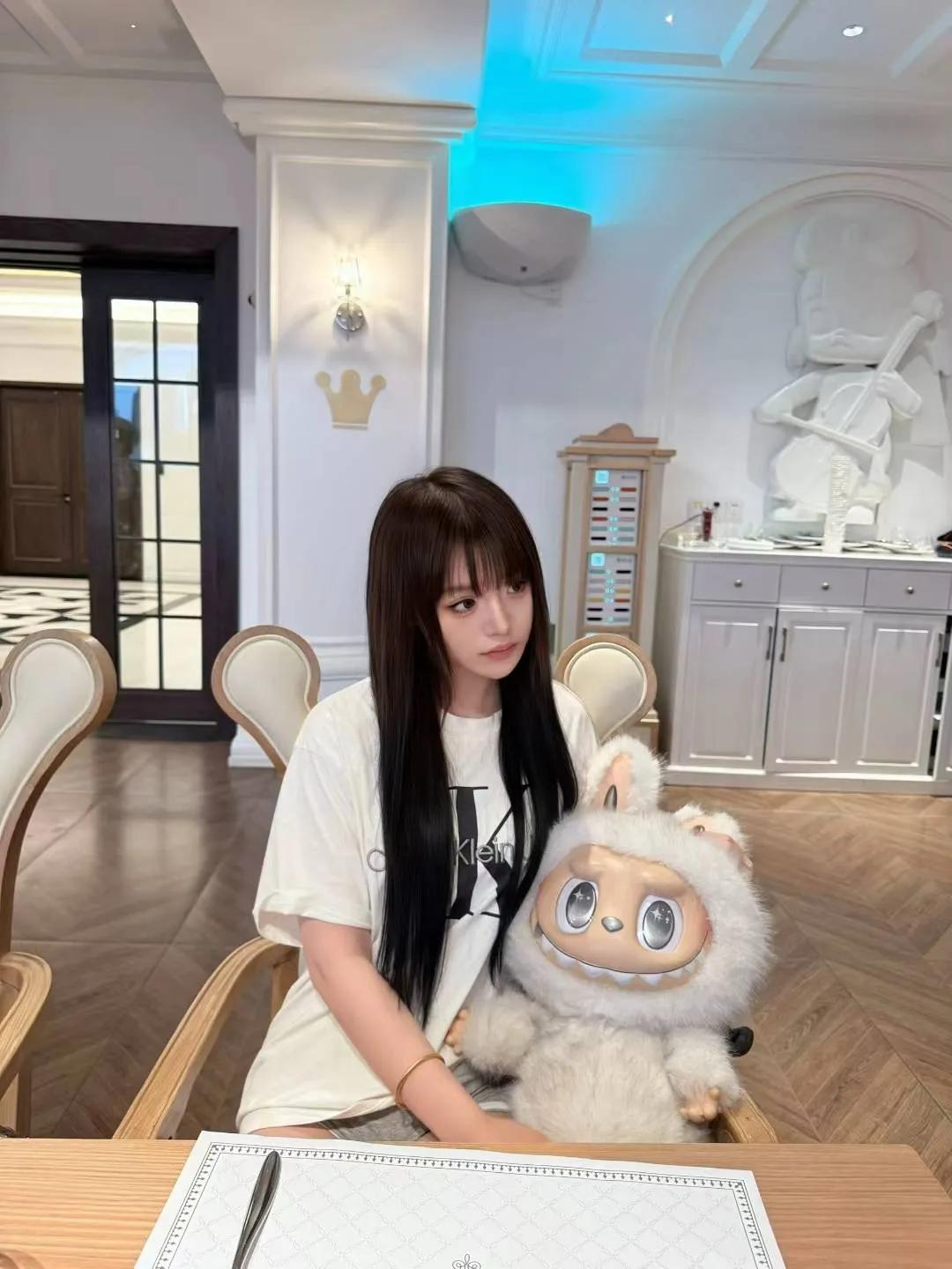 真实网红白虎高颜值 大圈下来的中圈短开 Gallery 4