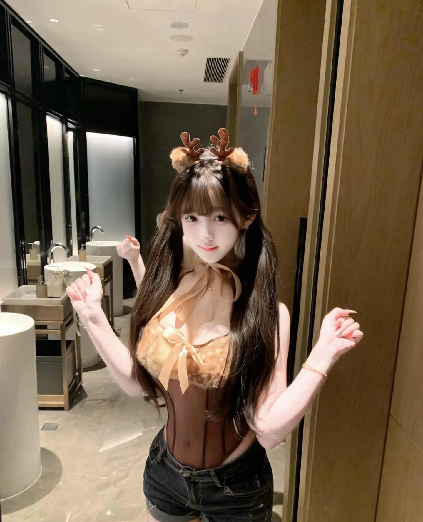 孙喜喜白虎三点粉 Gallery 4