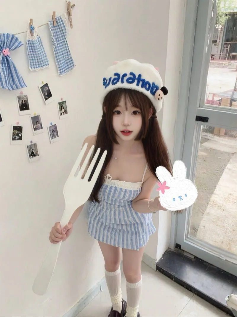 极品萝莉白虎女孩 月月 Gallery 2