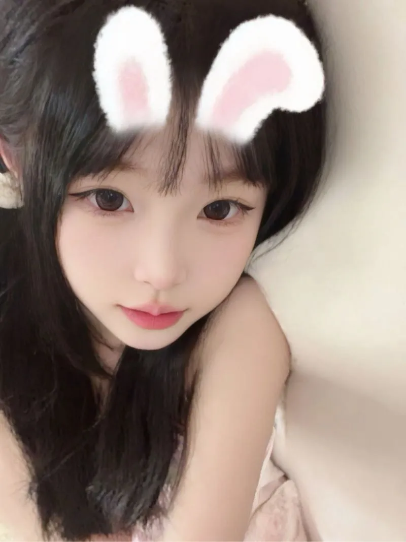 极品萝莉白虎女孩 月月 Gallery 6