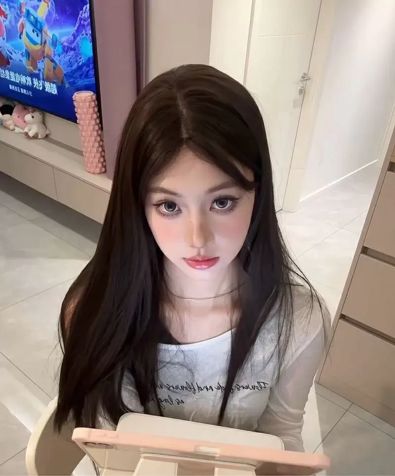 皮肤白 三点粉 迪迪