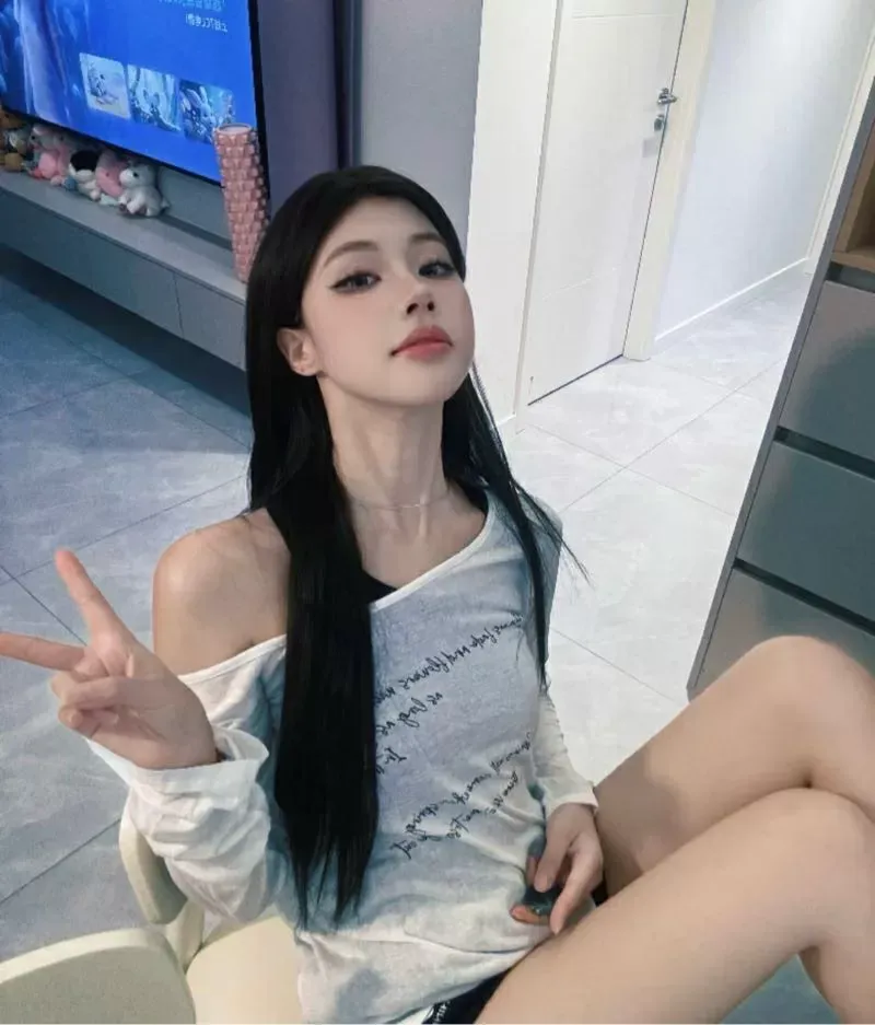 皮肤白 三点粉 迪迪 Gallery 4