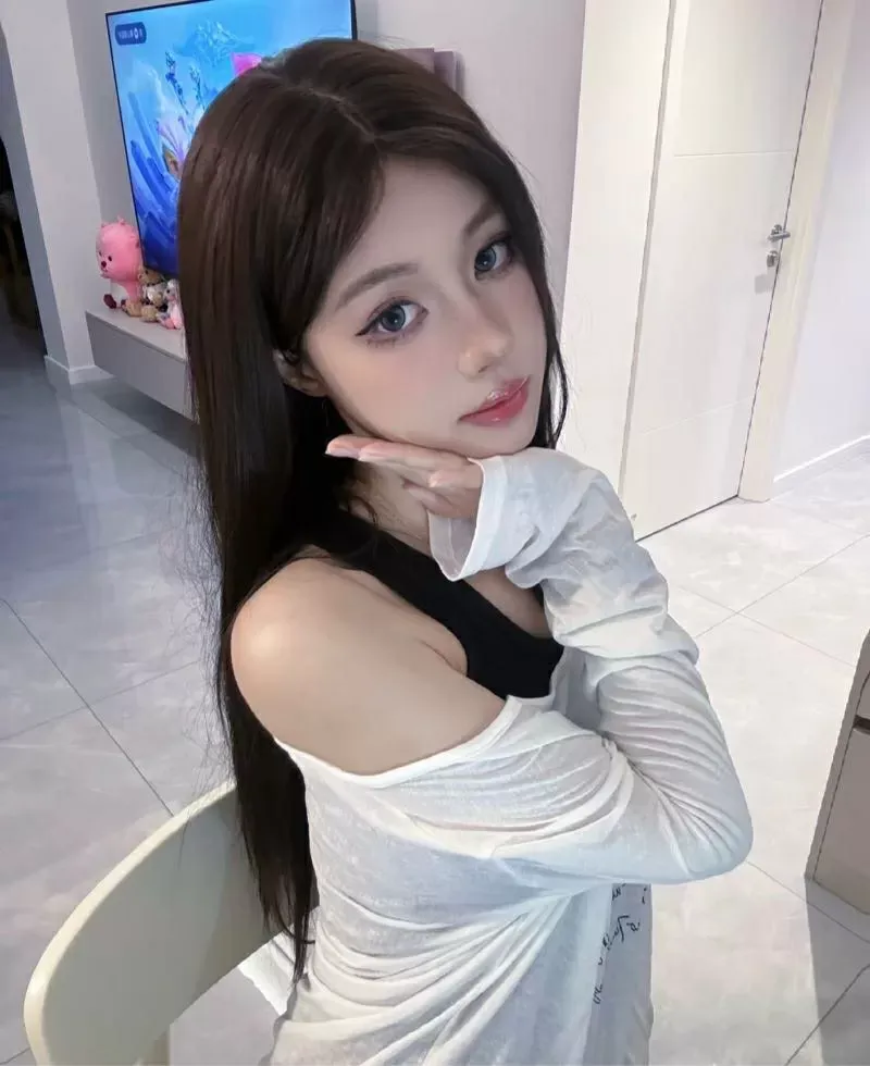 皮肤白 三点粉 迪迪 Gallery 5