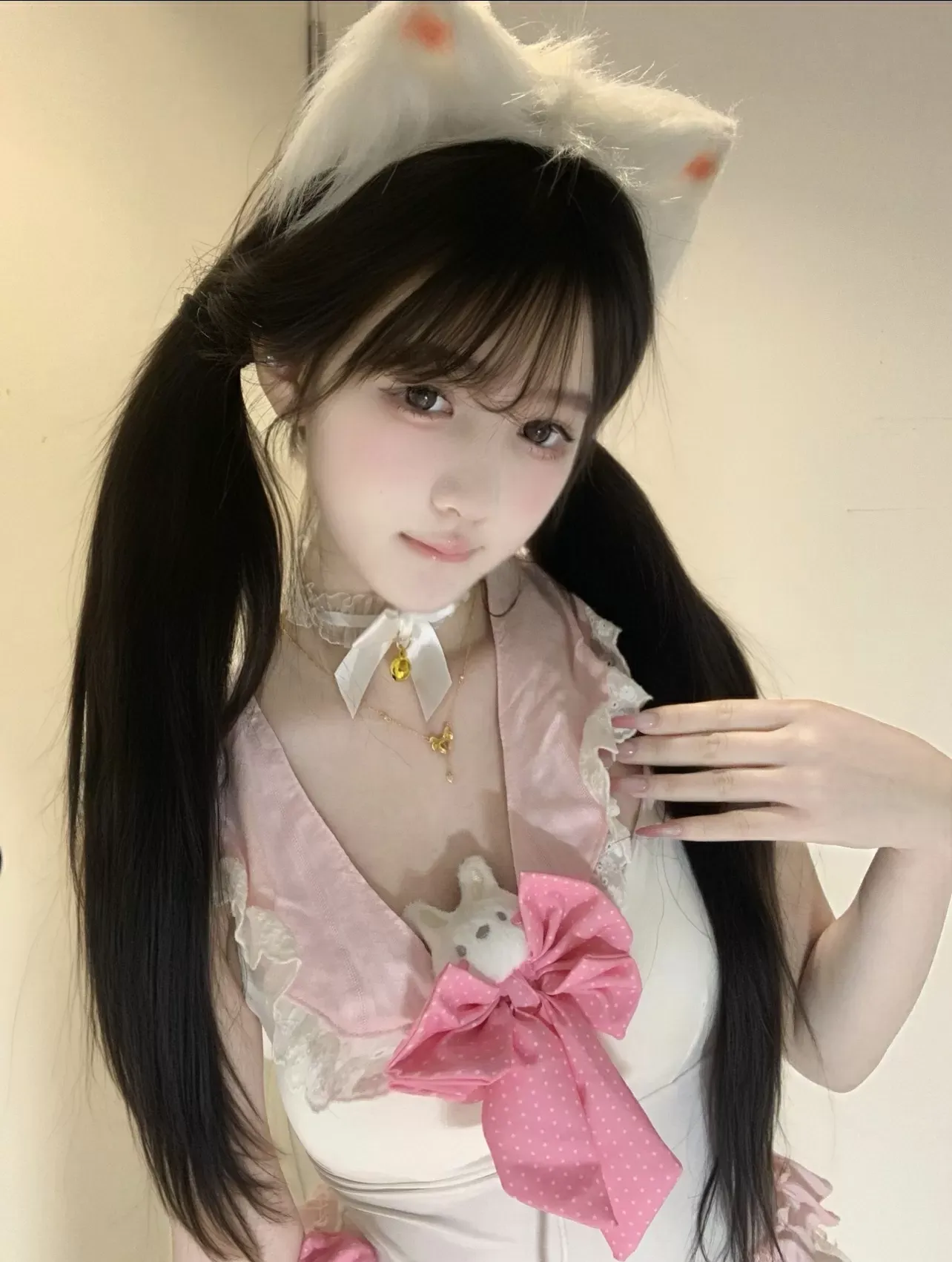 粉嫩小萝莉 奶瓶🍼 Gallery 1