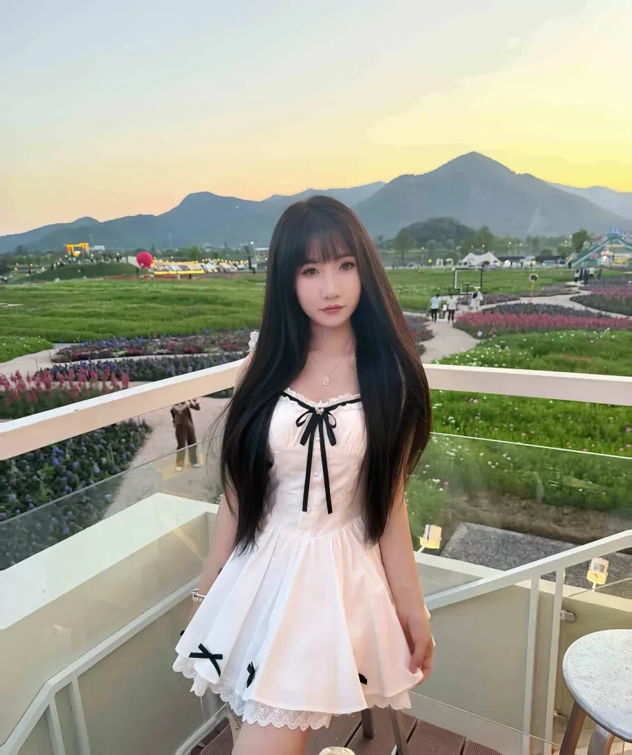 闵行极品清纯妹 青青 🐍吻 Gallery 4