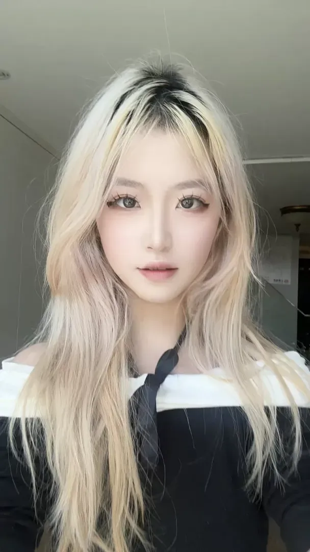 浦东绵绵 白幼瘦07后白虎 可纯无