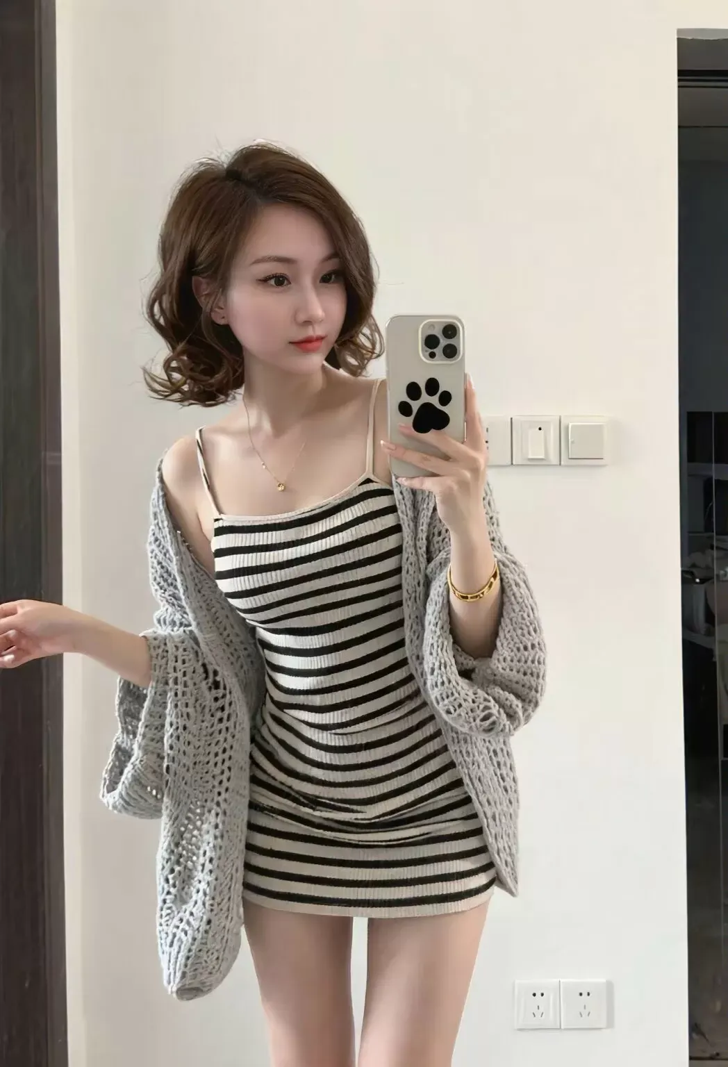 闵行极品短发御姐靖瑶 Gallery 3