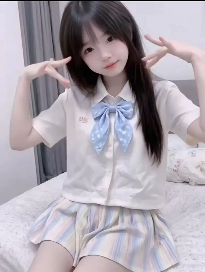 萝莉学生小迪 课外兼职 Gallery 6