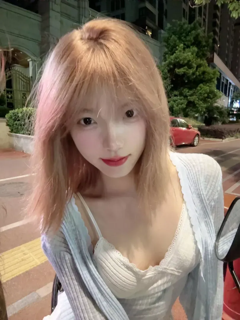 楚欣 甜美可爱短发小姐姐 Gallery 5
