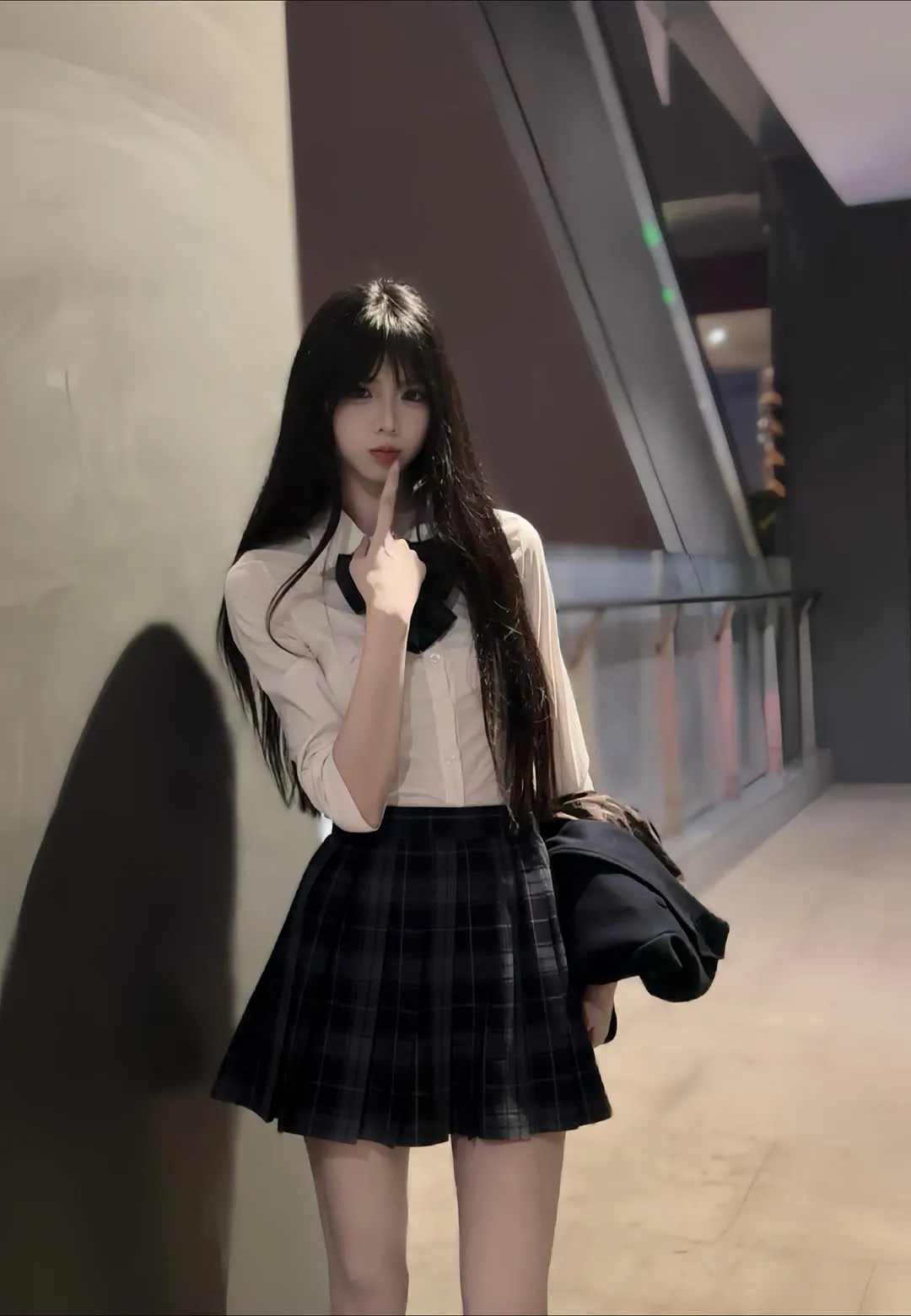 普陀172D白小纯筷子腿冷白皮刚满十八岁 Gallery 4