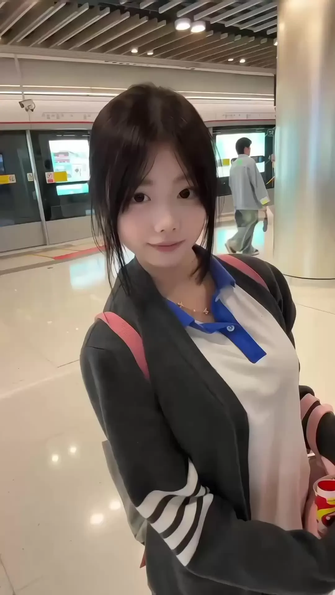 果妮 外表清纯实际B紧💦多 会夹会吸 Gallery 5