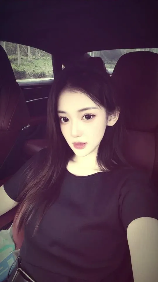 小女友爽爽 新人首开 Gallery 7