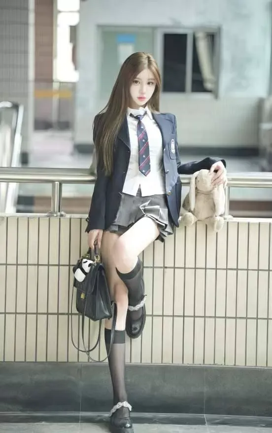 嘉定兼职小萝莉 娜娜 Gallery 6