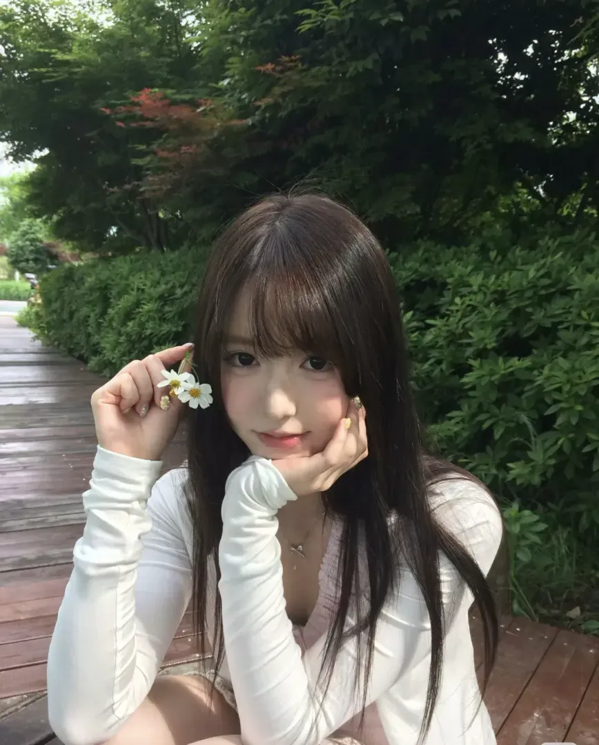 鱼鱼,可爱女生刚下海三点粉 Gallery 2