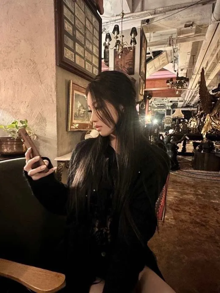 浦东陆家嘴 新人 洛洛 Gallery 6