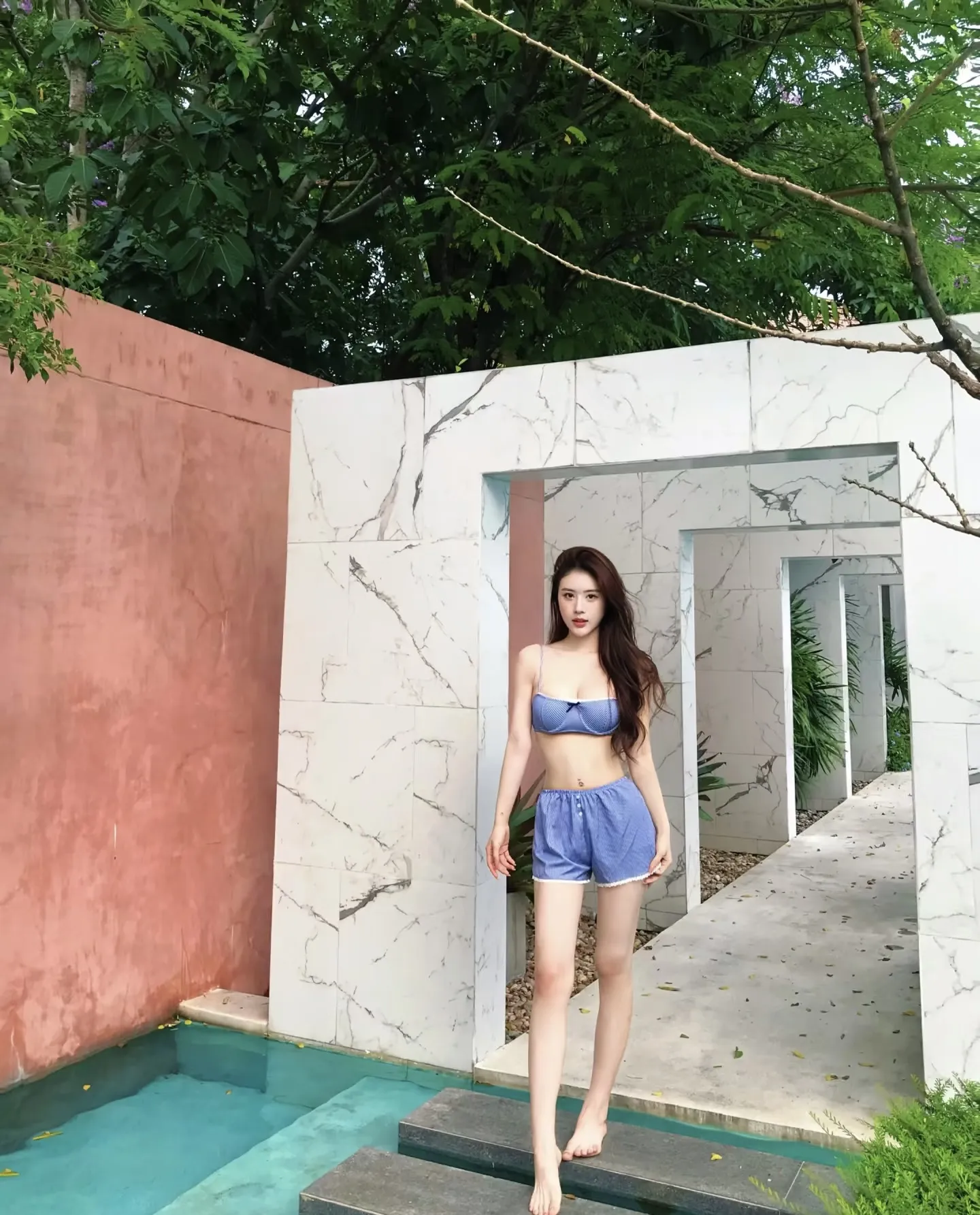 希希，真实天然大奶风骚妩媚 Gallery 4