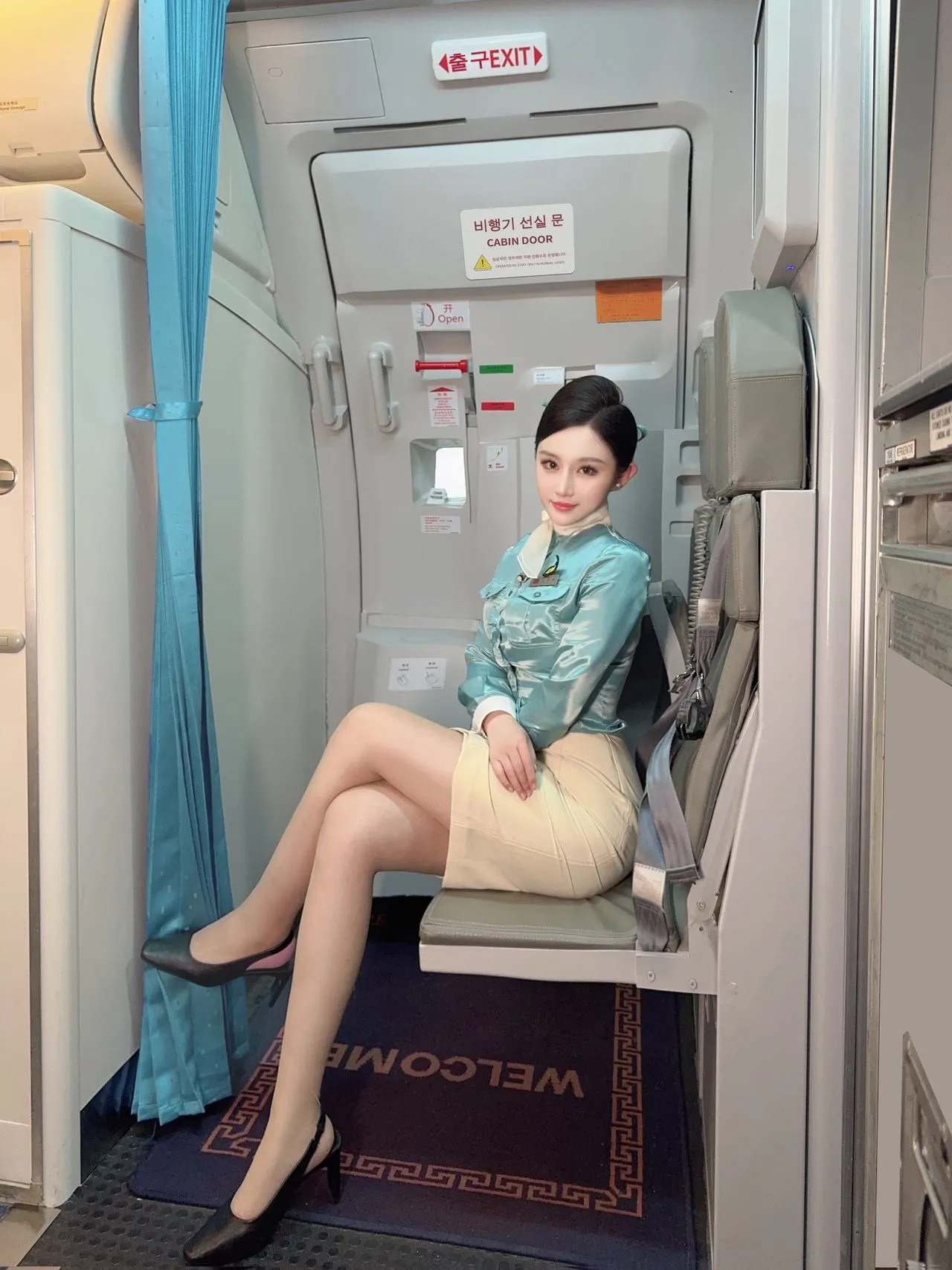 普陀175极品全能空姐五官精致家三外五 Gallery 3
