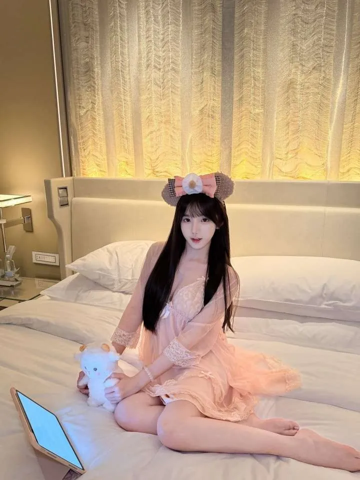 宝山极品短剧演员泡泡芙 Gallery 5