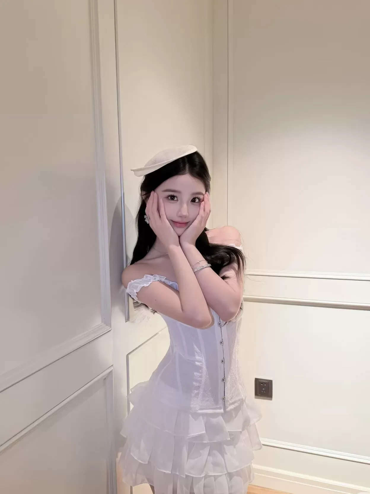 bb221 浦东 169 美术学院在读 Gallery 8