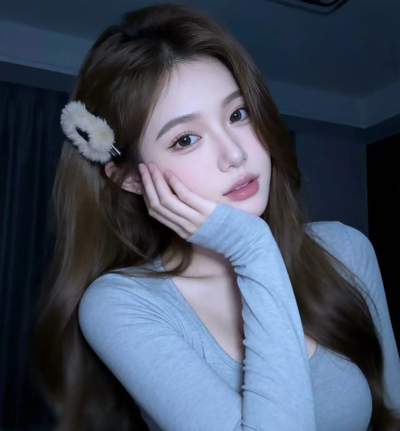 徐汇 蓝心 甜 御 大学毕业生高颜值高学历短开 Gallery 4