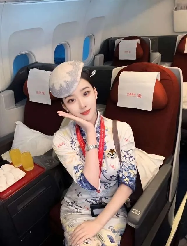 K1206F-美美 浦东研究生白虎海航空姐 170C Gallery 6