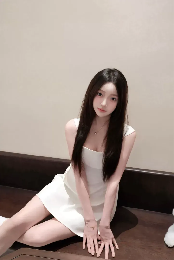 新人白小纯 凤梨🍍 Gallery 1