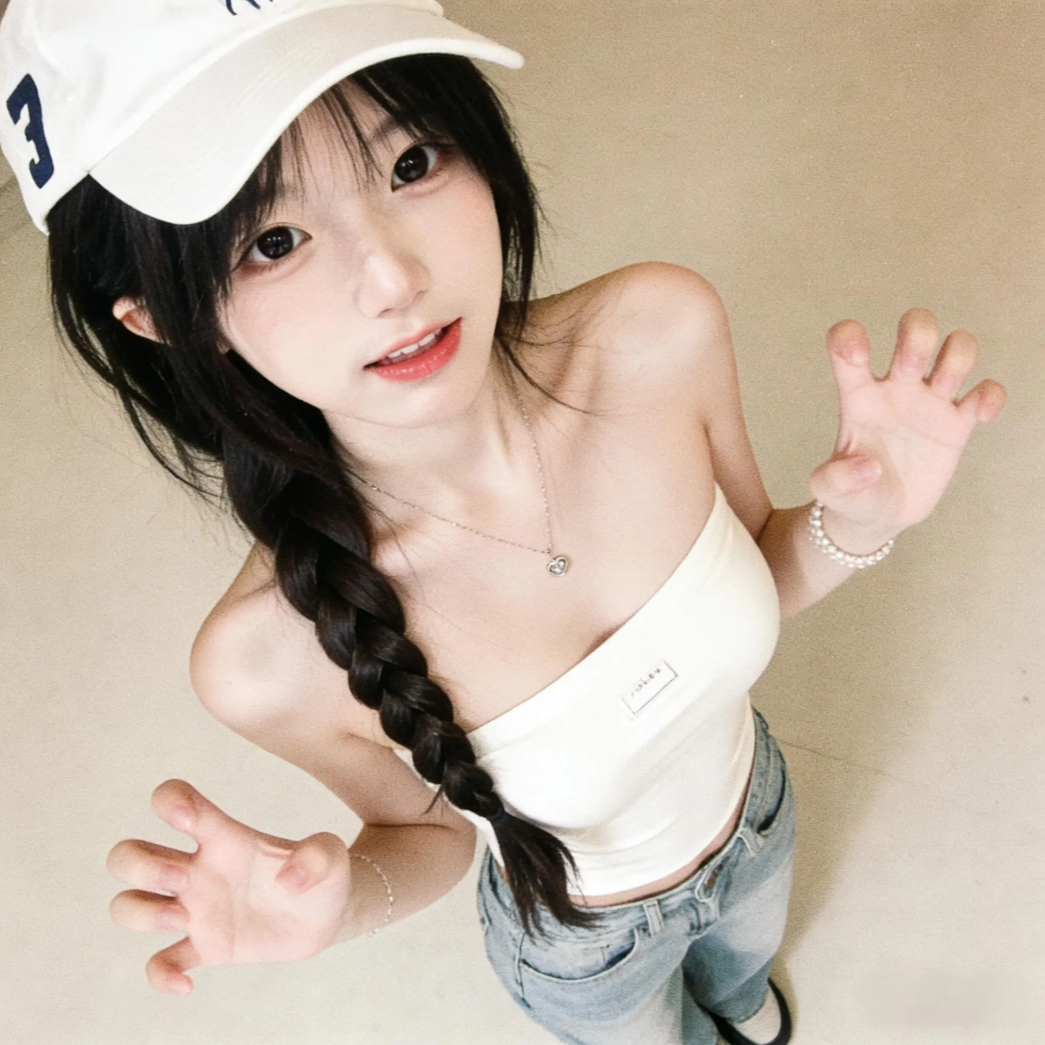 宝山 萌妹子 三点粉高中嫩妹 刚破处 Gallery 3