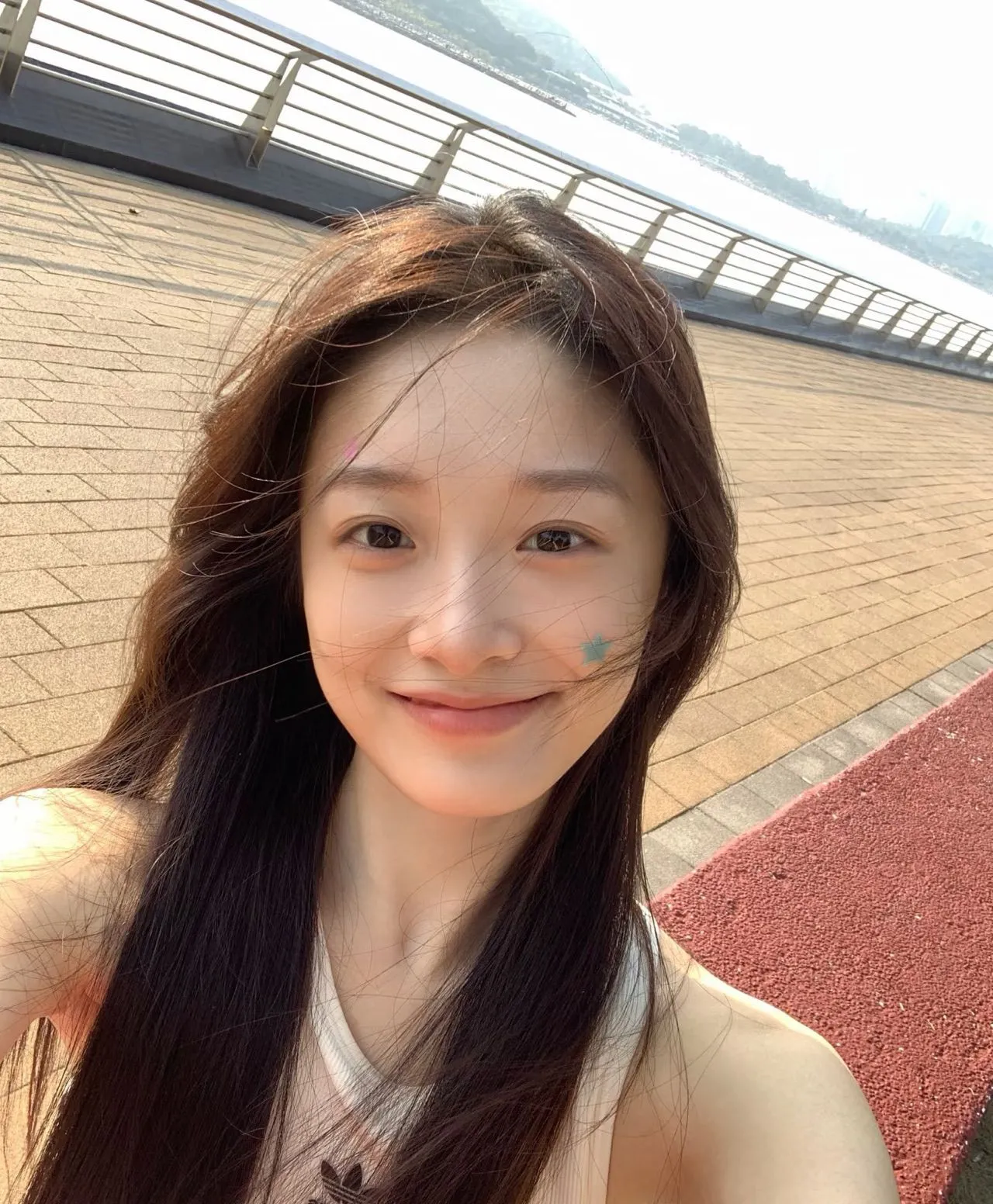 浦东球球嫩妹高颜值很推荐 Gallery 1