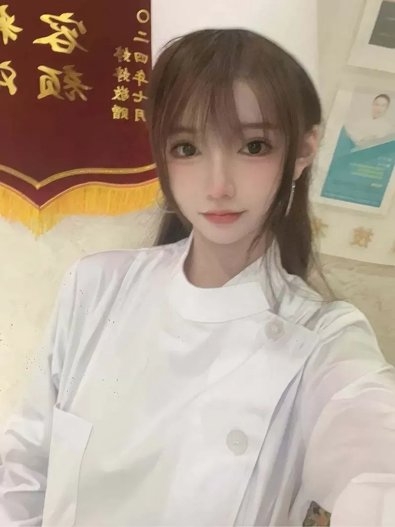 苗苗（护士） Gallery 2