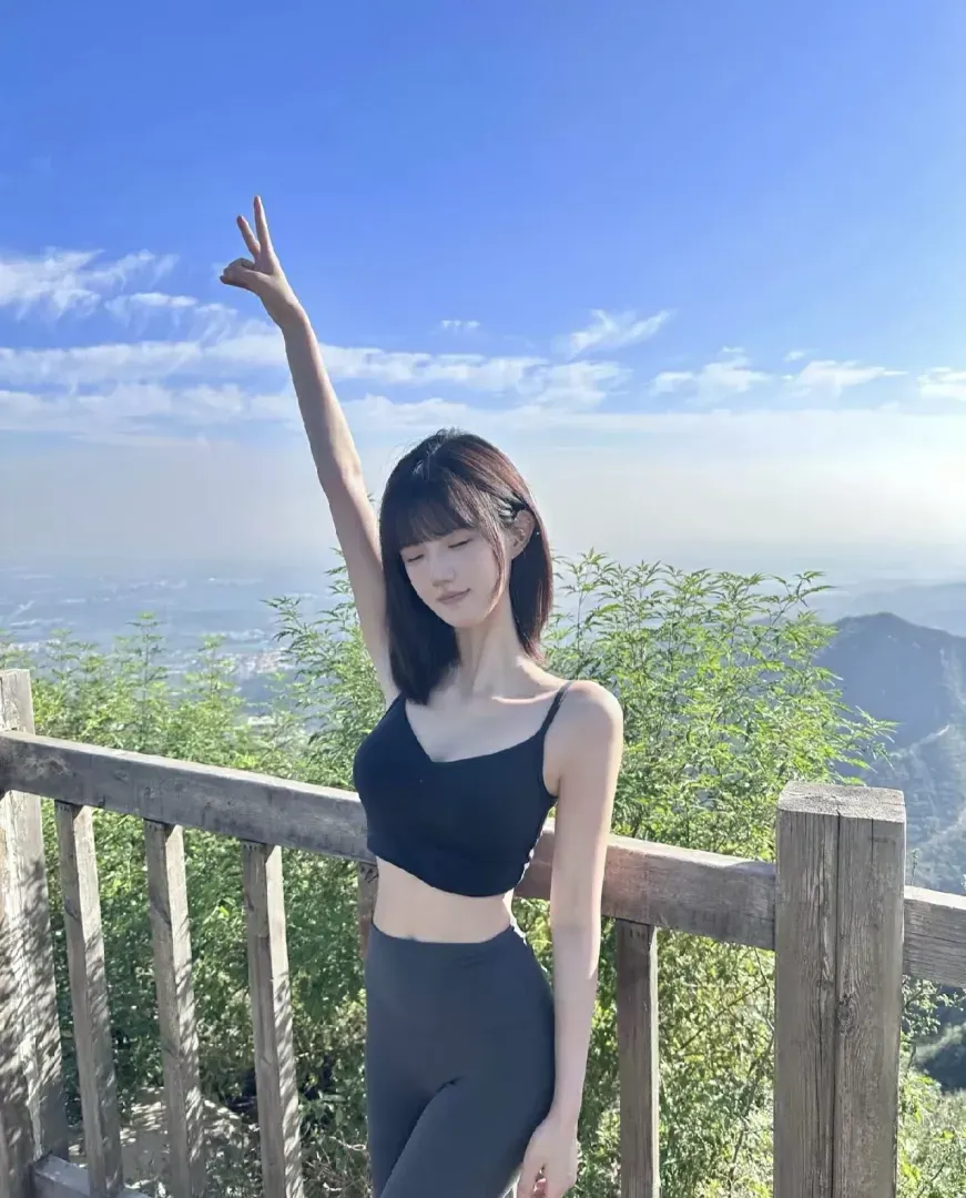 李子琪,性感迷人😍床上很带劲头牌🔥 Gallery 3