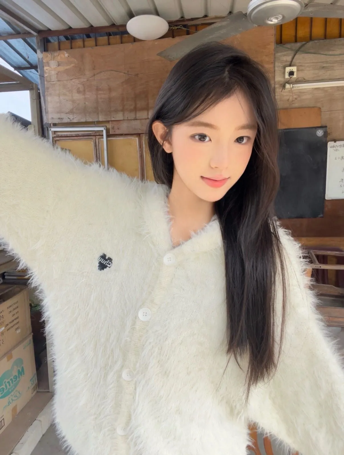 普陀169D极品白小纯细腰马甲线 Gallery 6