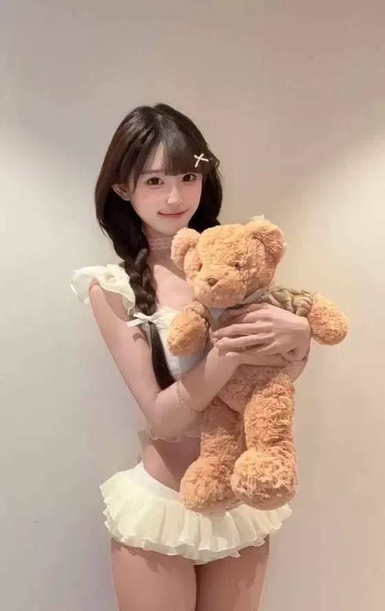 萝莉甜美白小纯「虫虫」 Gallery 4