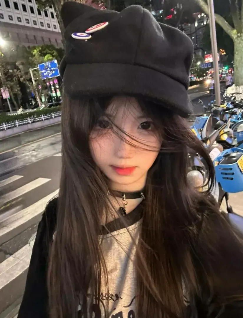 饭饭 淡颜清纯小白花 Gallery 3