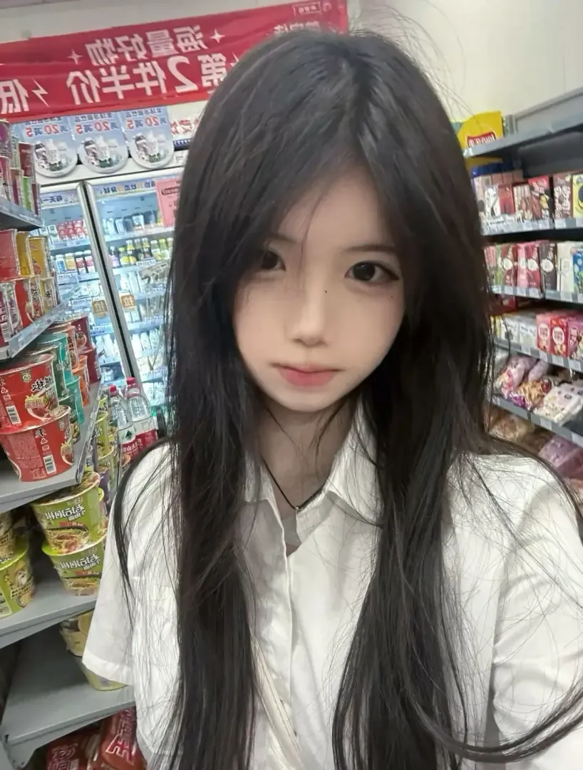 饭饭 淡颜清纯小白花 Gallery 6