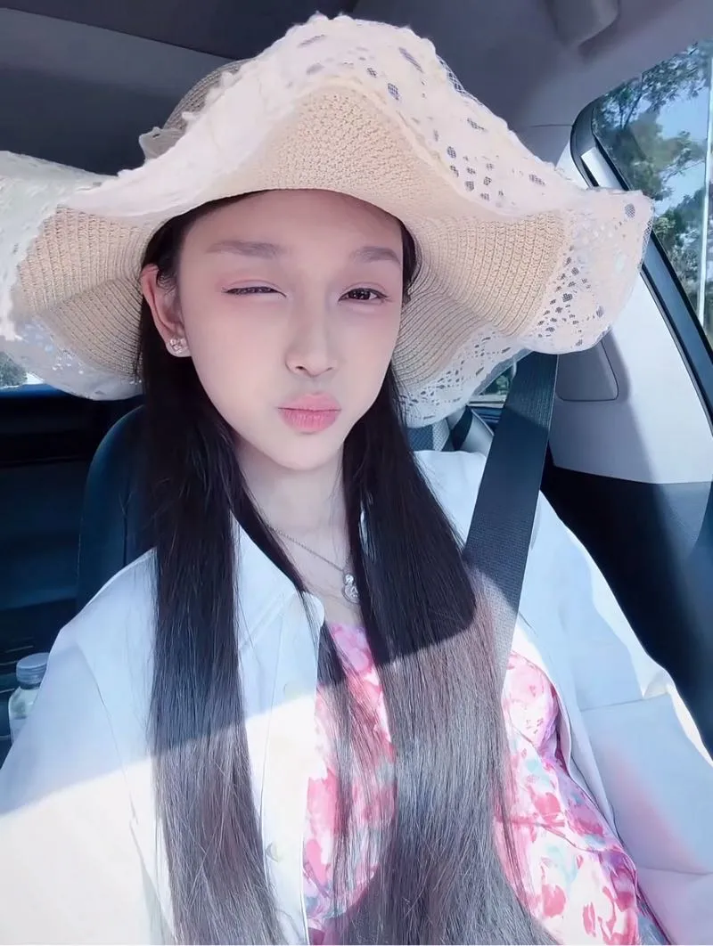 梦莹 柳叶眉湾 婀娜身悦目是佳人 Gallery 6