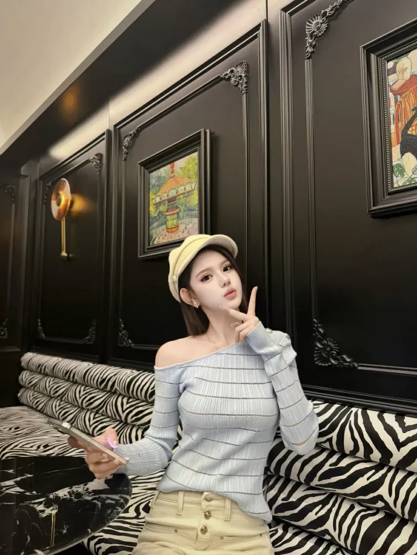 黄浦 慕初 清纯短发御姐 Gallery 5