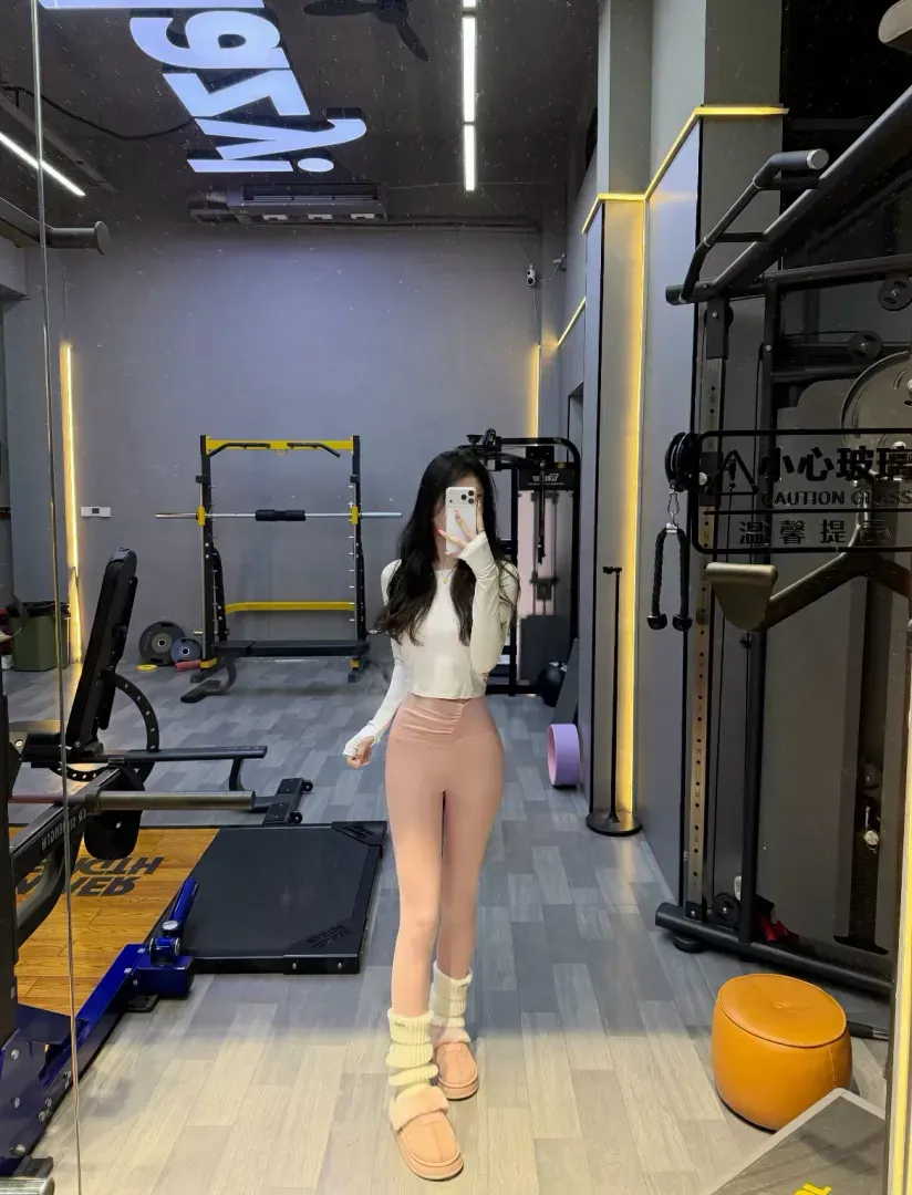 静静 新人下海 爱好健身 短期兼职 Gallery 6