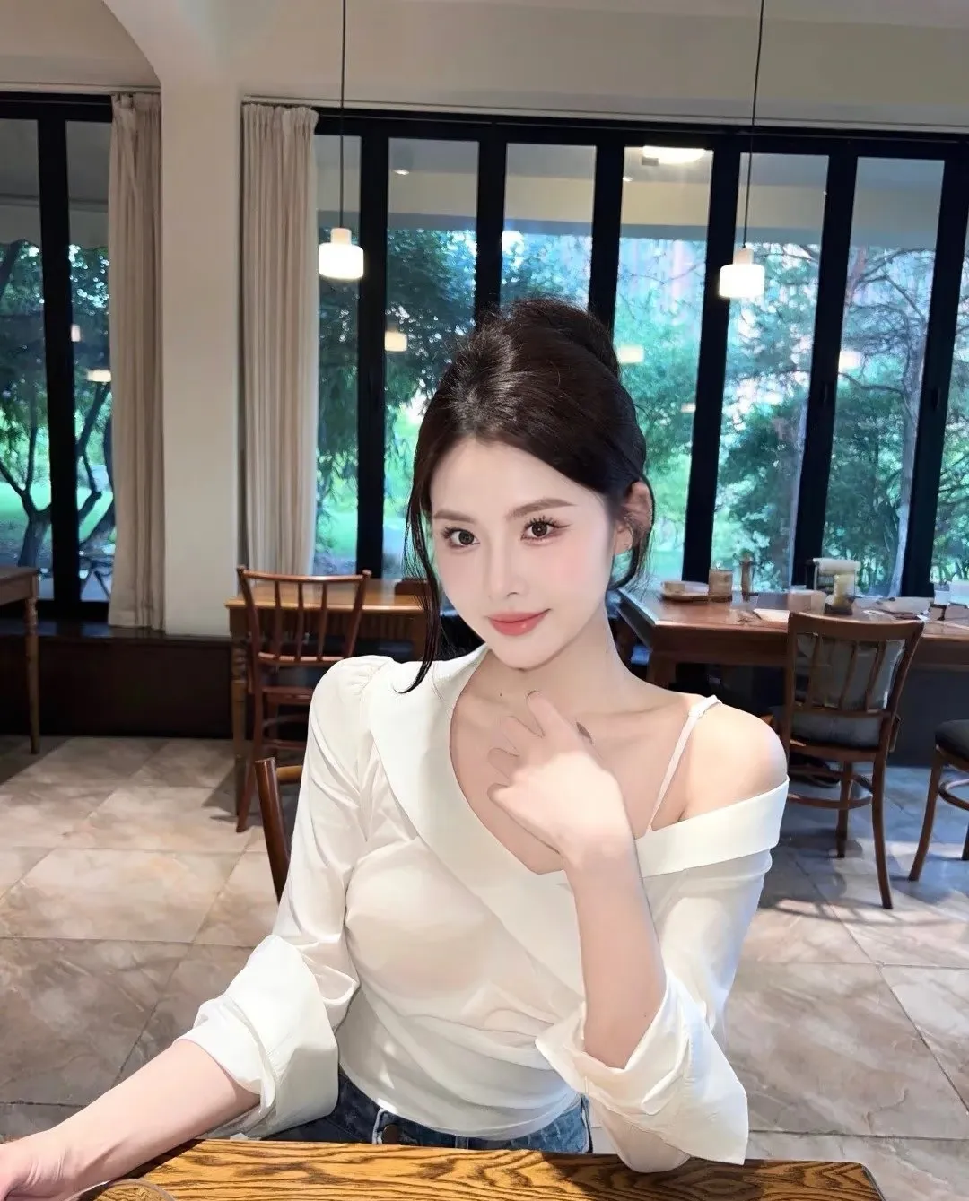闵行极品御姐 金芮 (🐍吻,口爆) Gallery 4