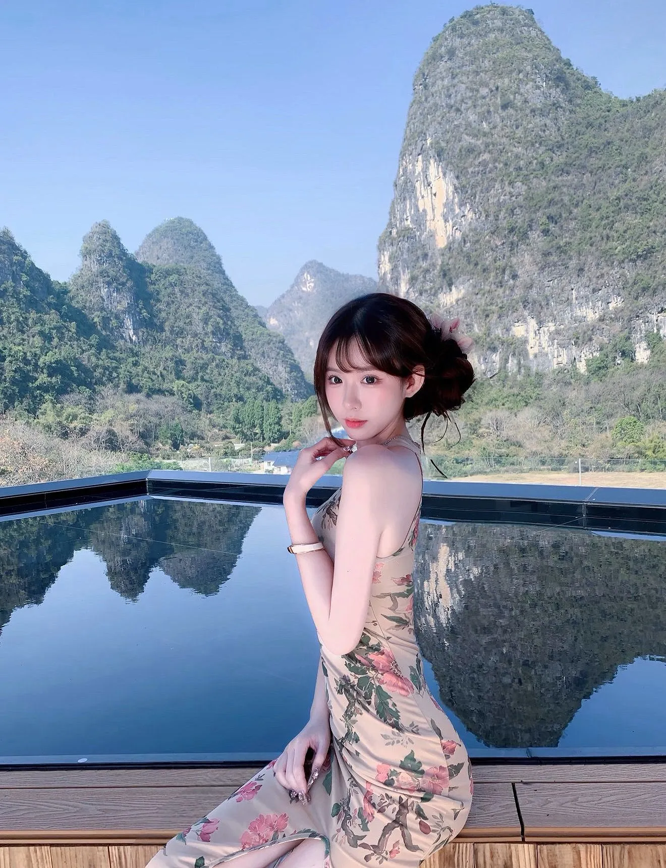 静安174c高白纯长期健身蜜桃臀a4腰家三外五 Gallery 4