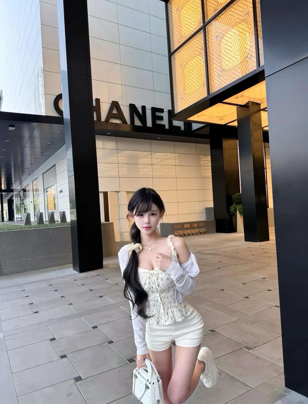 米宝 极品白纯少御 素颜都好看碧玺 Gallery 4