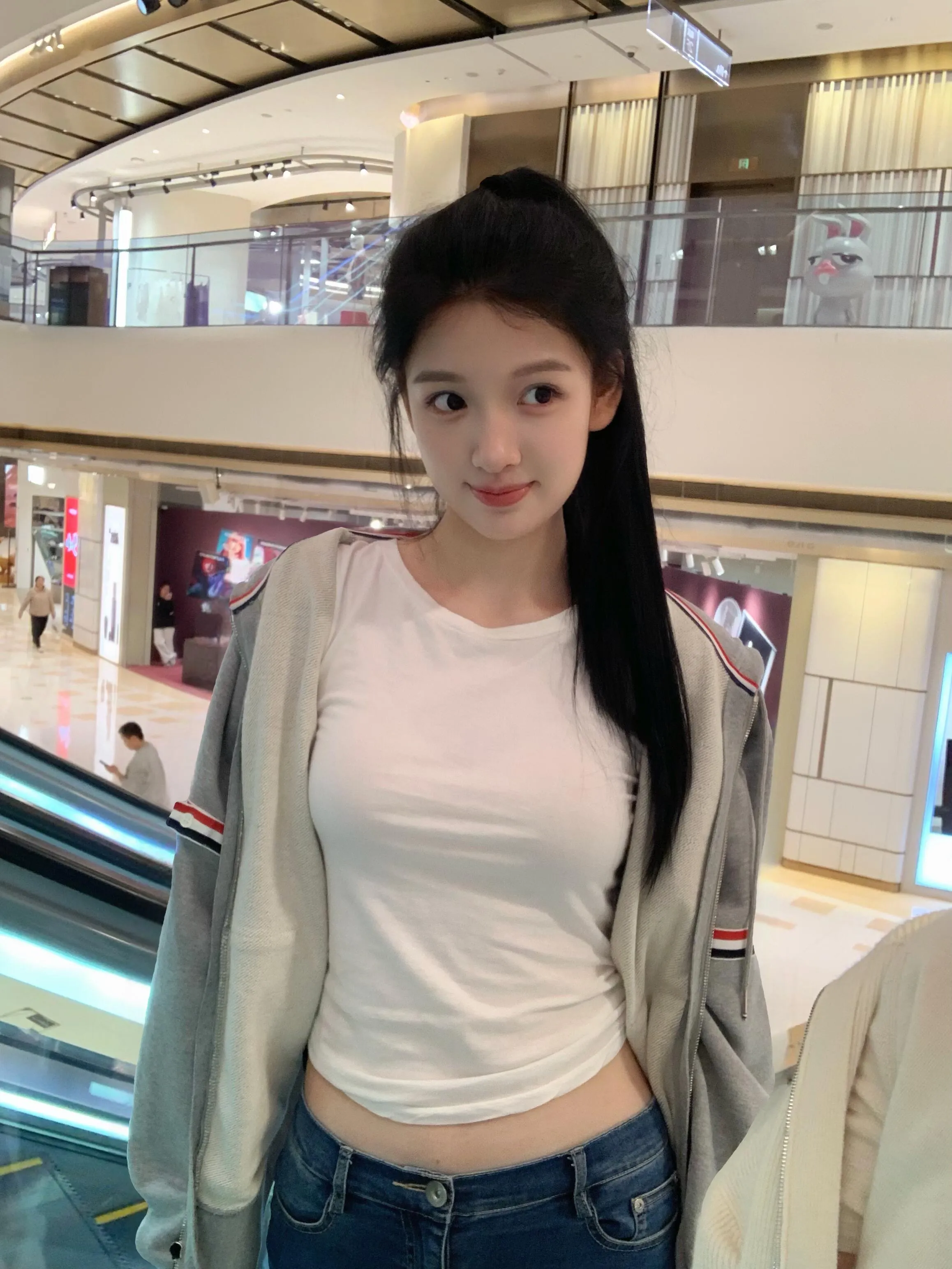 小月,真人真照有绝活回头课超多 Gallery 3