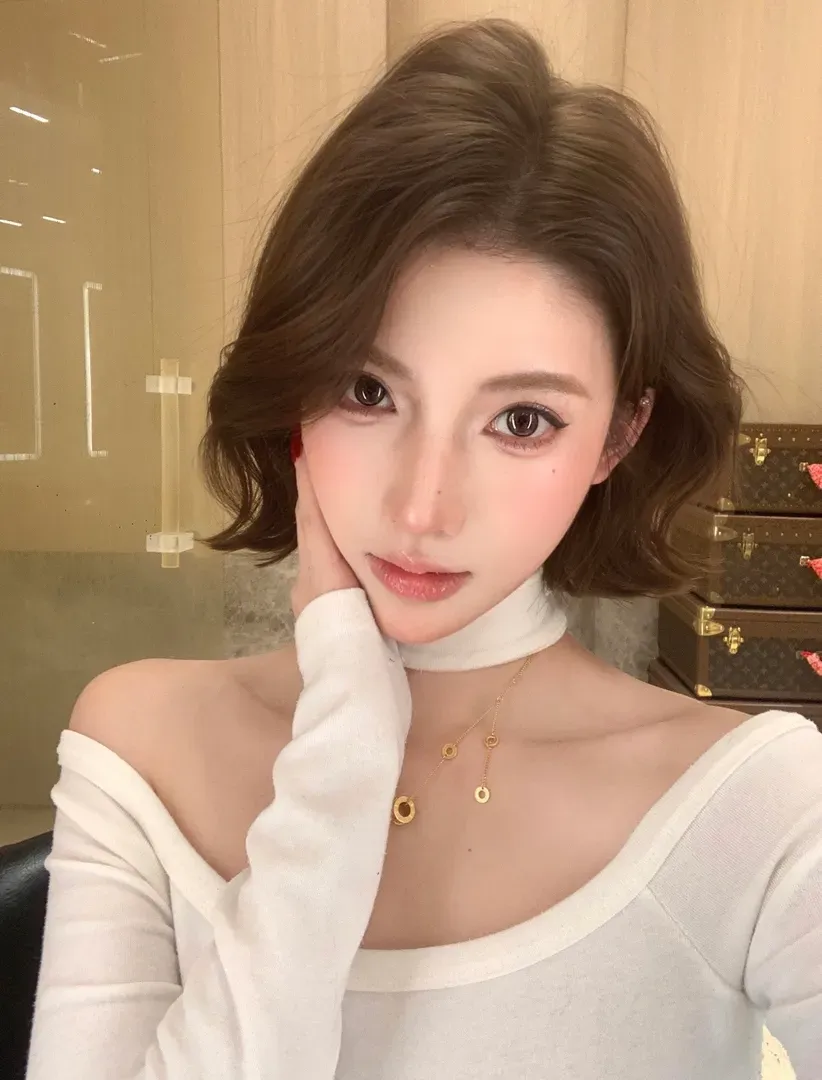 黄浦 芹芹